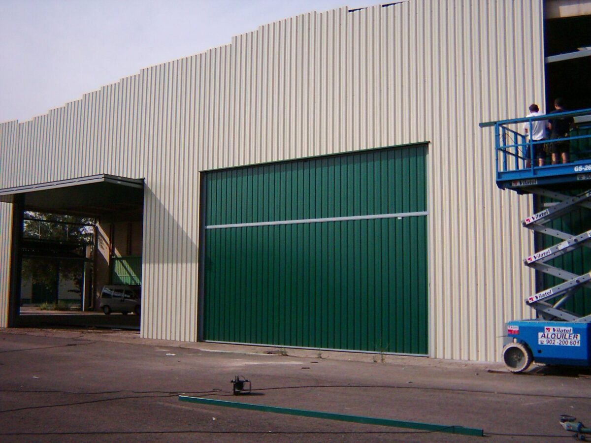 Fachada Nueva nave